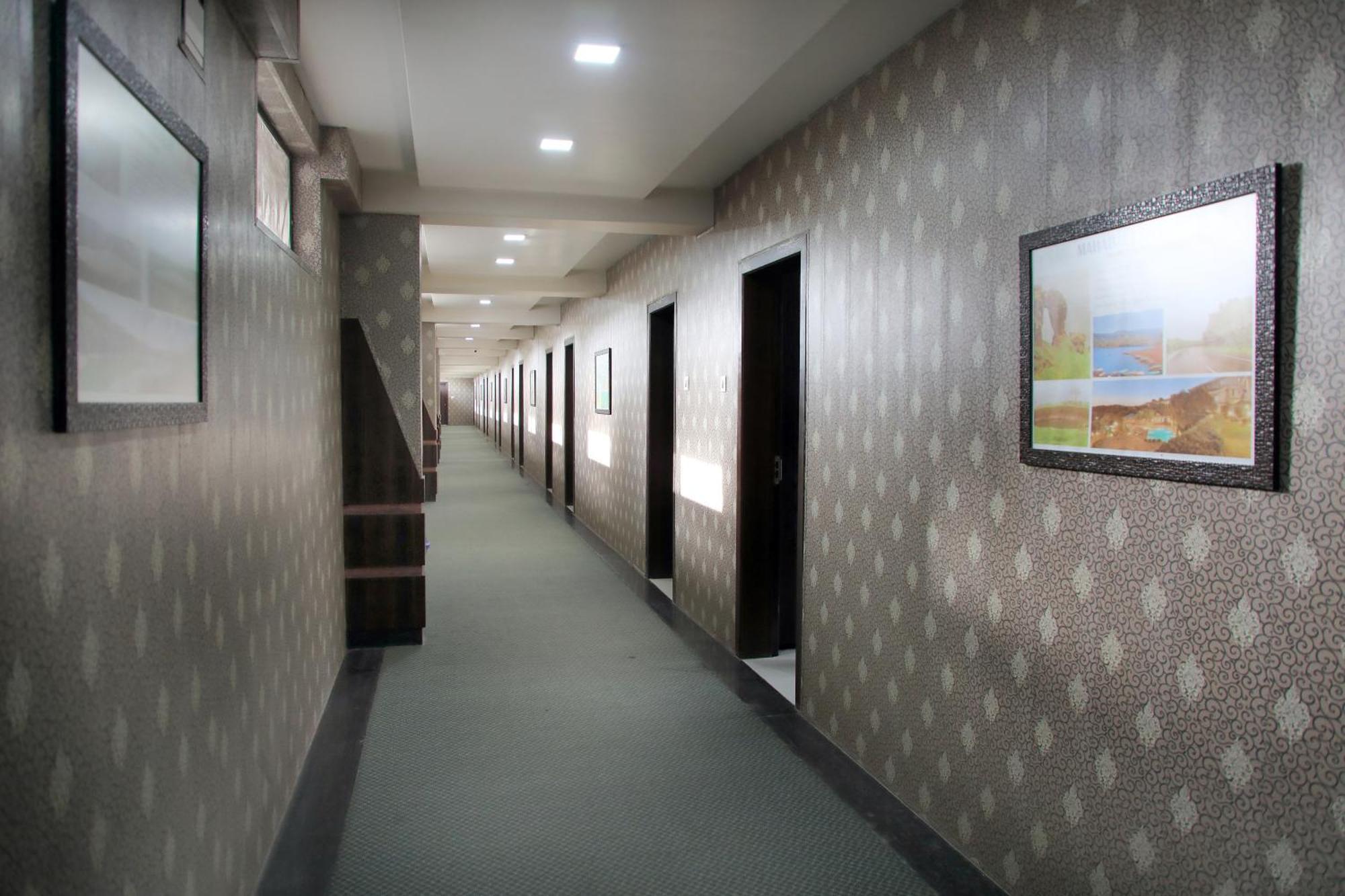 Hotel Pearls Aurangabad  Bagian luar foto